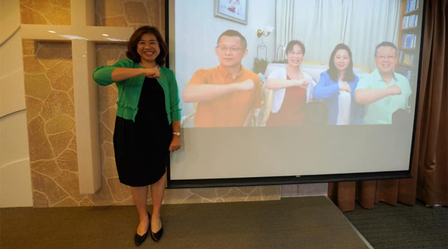 神與我們同在 邁向成熟