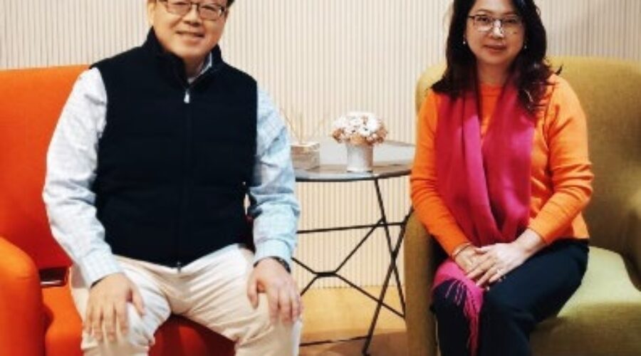 在神同在中勇敢向前行